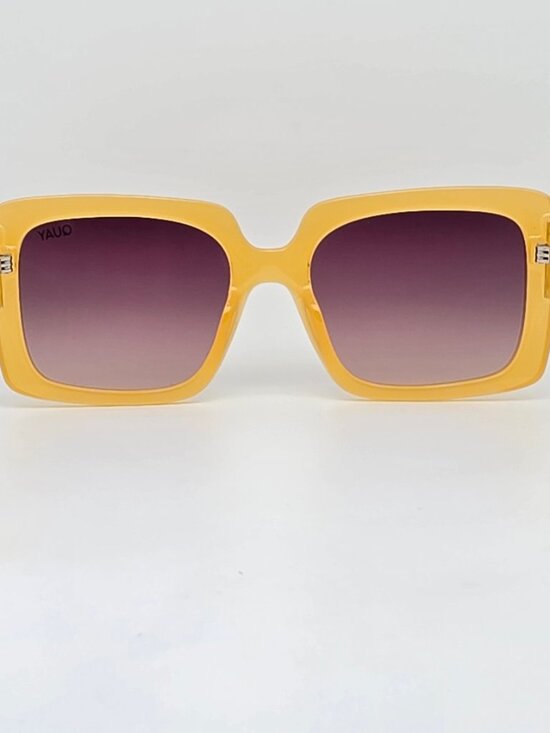Quay Australia x Paris Hilton Total Vibe Tan Frame Brown Lens Sunglasses 54mm main image 12